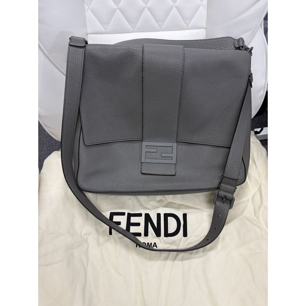 FENDI Baguette Messenger Bag Gray - Picture 1 of 10